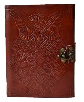 Owl leather w/ latch Owl leather w/ latch