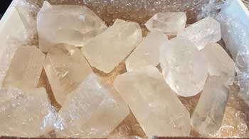 Flat of Rough Quartz Points (~3.0#) Flat of Rough Quartz Points (~3.0#)