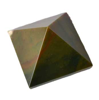 30-35mm Bloodstone pyramid 30-35mm Bloodstone pyramid