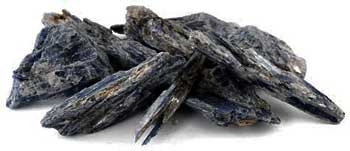1 Lb Kyanite untumbled 1 Lb Kyanite untumbled