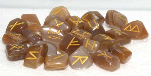 Moonstone rune set Moonstone rune set