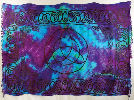 Large Single Triquetra Sarong Large Single Triquetra Sarong